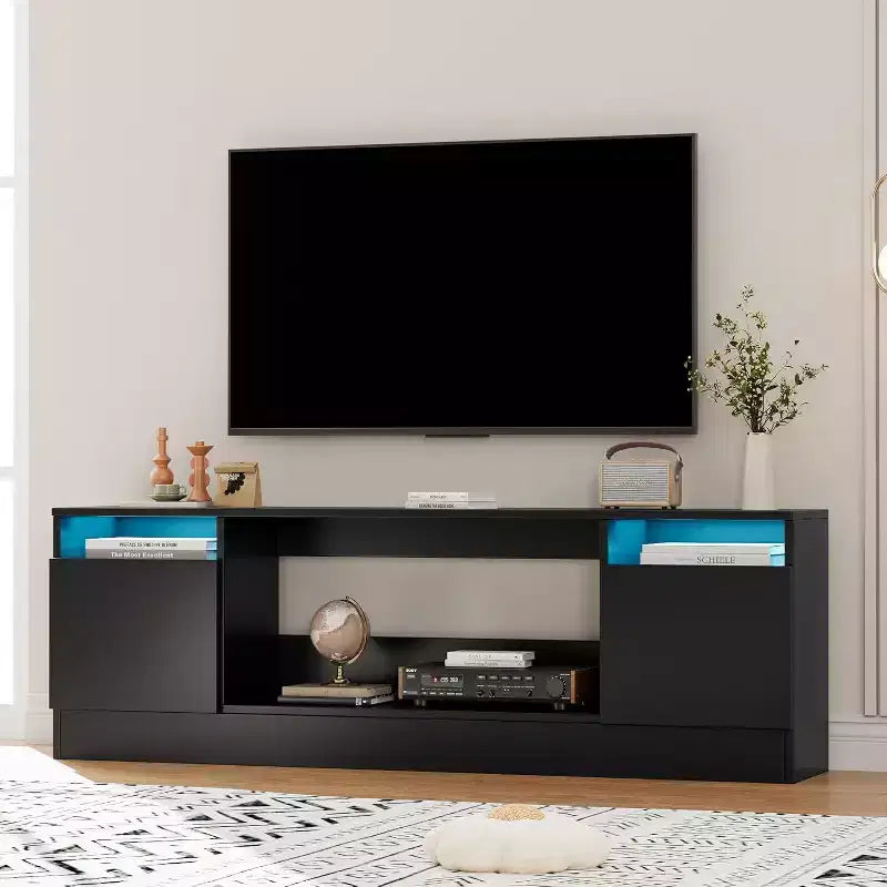 Meuble TV blanc moderne pour salon — Meuble TV jusqu'à 75", rangements avec espace insert cheminée, console de 70 pouces