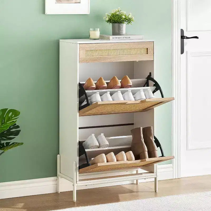 Meuble de rangement en rotin naturel avec 2 tiroirs basculants, étagères réglables et pieds en métal – Meuble à chaussures étroit pour entrée