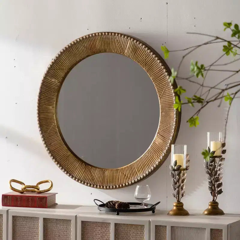Miroir Mural Rond Moderne de 31 Pouces avec Cadre en Fer Texturé Doré - Miroir Circulaire Décoratif pour Salon, Entrée ou Couloir